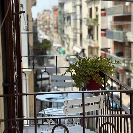 Poesis - Centro Bari, Murat Apartament *