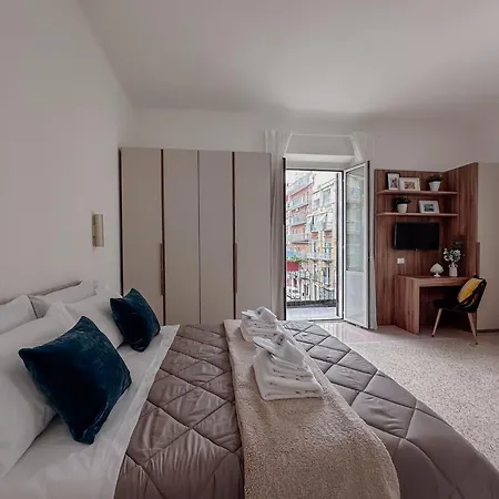 Poesis - Centro Bari, Murat * Bari