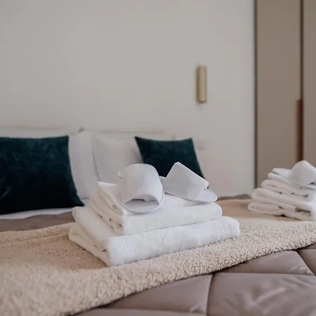 Poesis - Centro Bari, Murat Appartement *